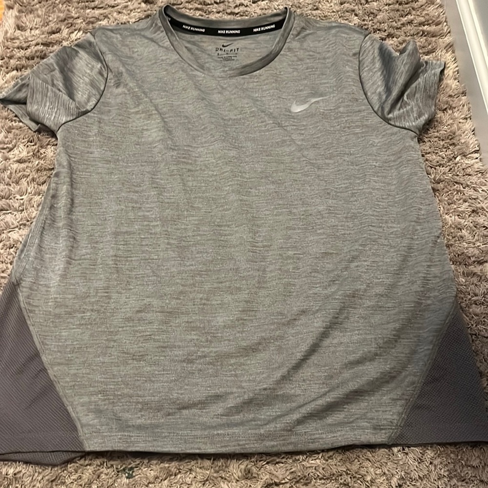 grey women’s medium t-shirt